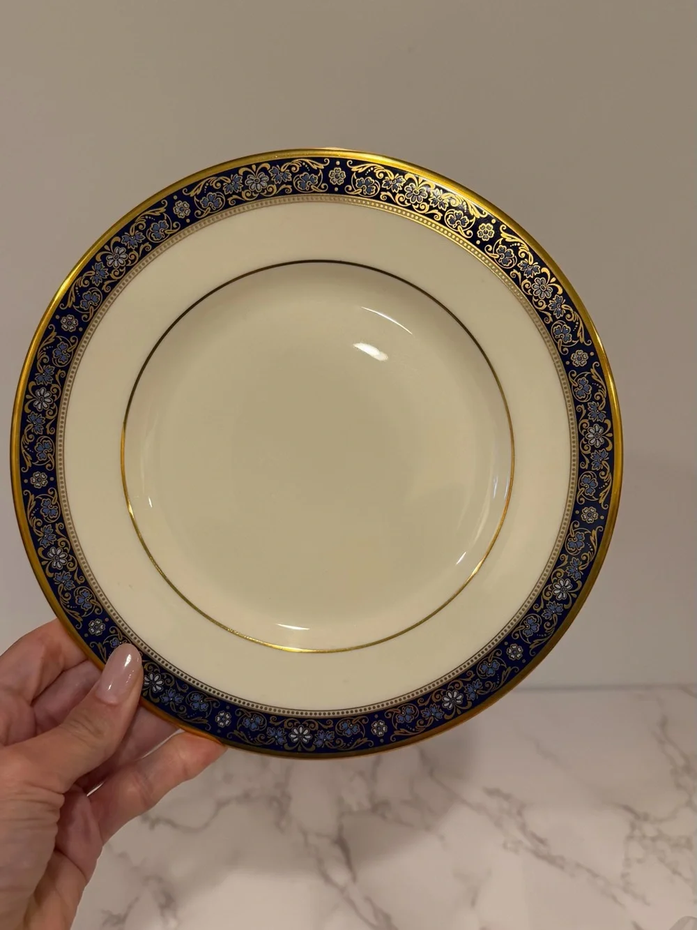 Minton Royal Doulton Edinburgh Fine Bone China Salad Plates Set of 2. 8 inch
